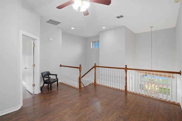 1013 Telford Trail, Crowley, TX 76036
