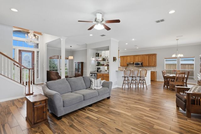 1013 Telford Trail, Crowley, TX 76036