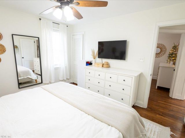 26 W Colin DR, Portsmouth, VA 23701