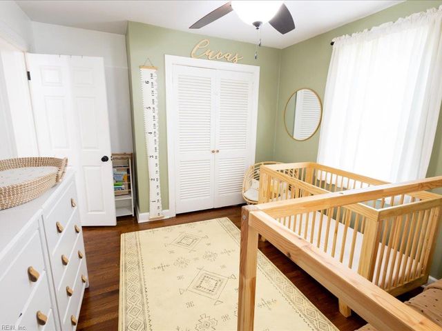 26 W Colin DR, Portsmouth, VA 23701