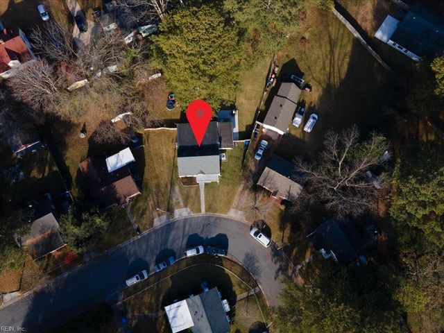 26 W Colin DR, Portsmouth, VA 23701