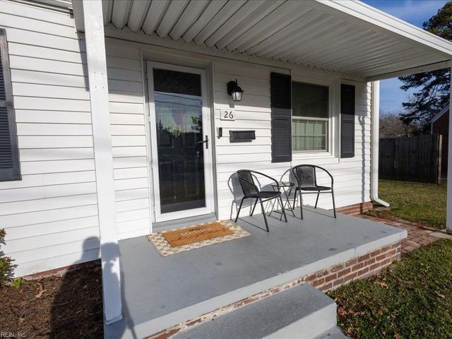 26 W Colin DR, Portsmouth, VA 23701