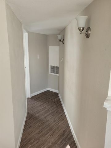 7200 W T C Jester Boulevard 2402, Houston, TX 77088