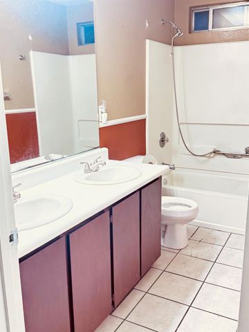 4193 Kimball Ln, Stockton, CA 95206