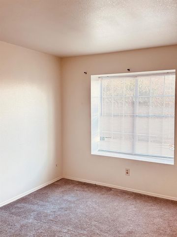 4193 Kimball Ln, Stockton, CA 95206