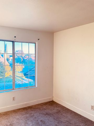 4193 Kimball Ln, Stockton, CA 95206