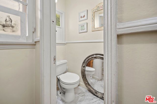 6361 Orange Street, Los Angeles, CA 90048