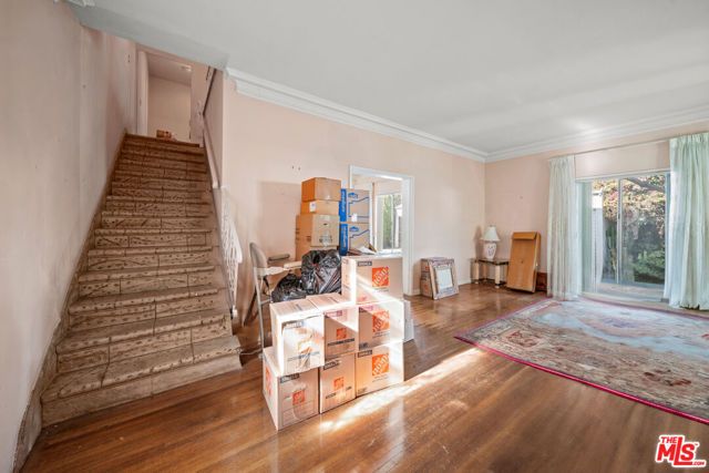 6361 Orange Street, Los Angeles, CA 90048