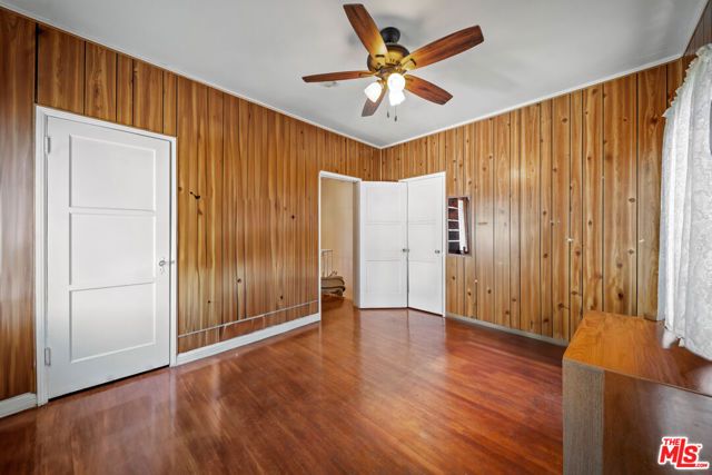 6361 Orange Street, Los Angeles, CA 90048