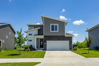 1375 SE Parkview Crossing Drive, Waukee, IA 50263
