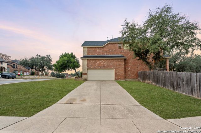 11 Sable Vly, San Antonio, TX 78258