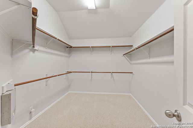 11 Sable Vly, San Antonio, TX 78258