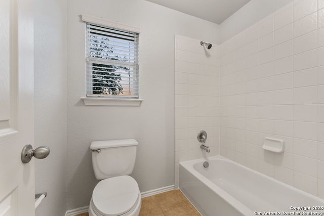 11 Sable Vly, San Antonio, TX 78258