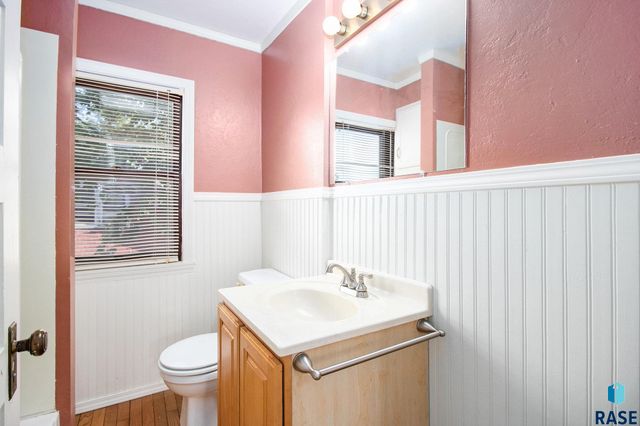 311 E 18th St Street, Sioux Falls, SD 57105