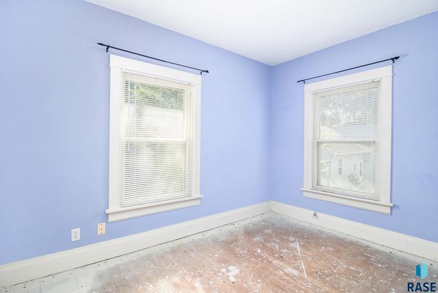 311 E 18th St Street, Sioux Falls, SD 57105