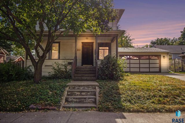 311 E 18th St Street, Sioux Falls, SD 57105