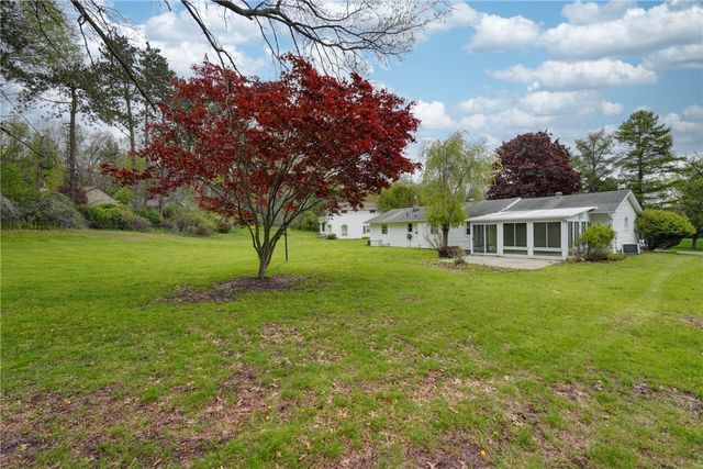 10 Pinehill Drive, Perinton, NY 14534