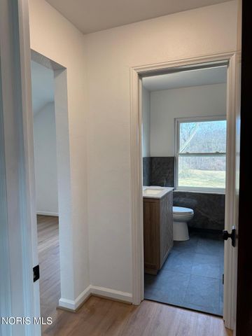 2237 Evergreen Road, Ottawa Hills, OH 43606