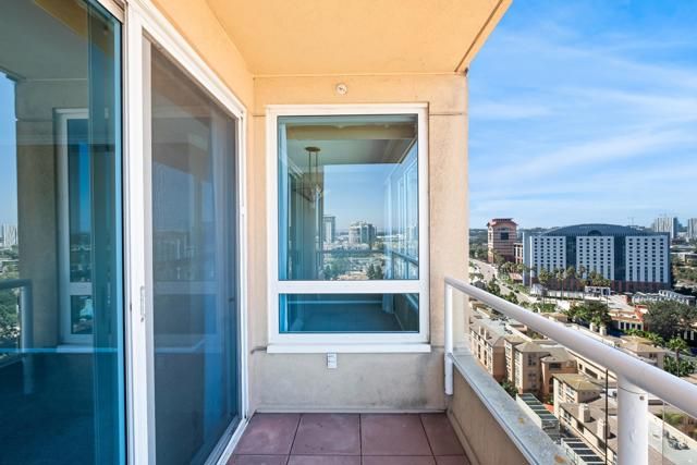 3890 Nobel Drive 1402, San Diego, CA 92122