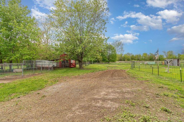 2430 S 4 Mile Road, Kawkawlin, MI 48631