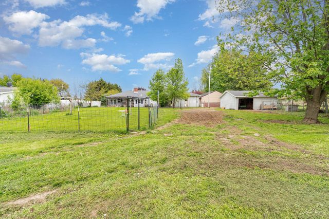 2430 S 4 Mile Road, Kawkawlin, MI 48631