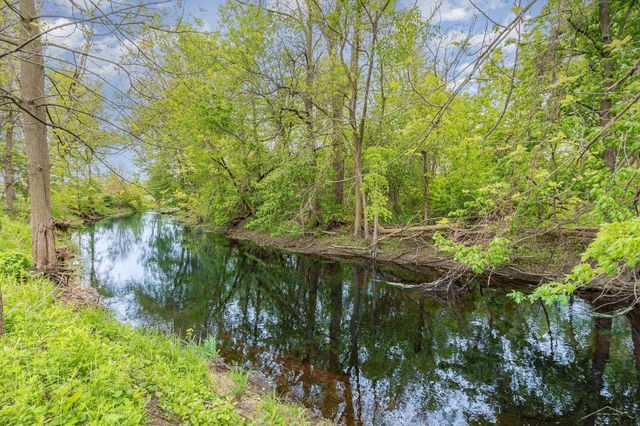 2430 S 4 Mile Road, Kawkawlin, MI 48631