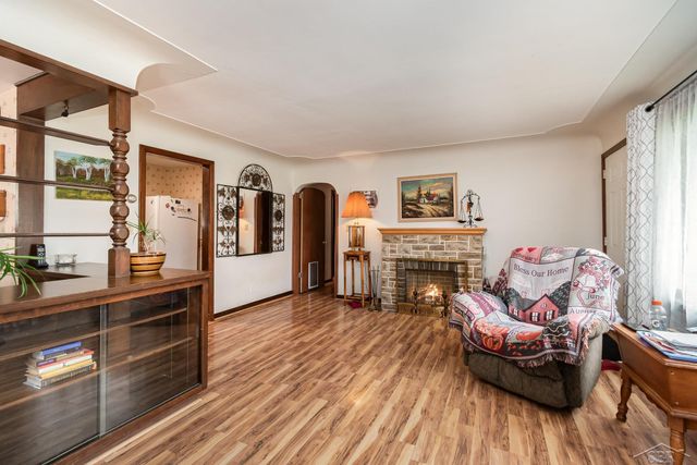 2430 S 4 Mile Road, Kawkawlin, MI 48631