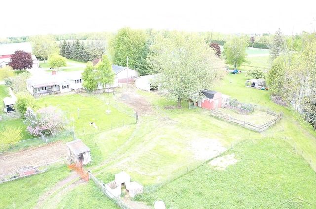 2430 S 4 Mile Road, Kawkawlin, MI 48631