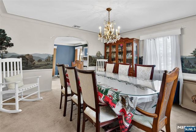 16 Parkview Place, Passaic, NJ 07055