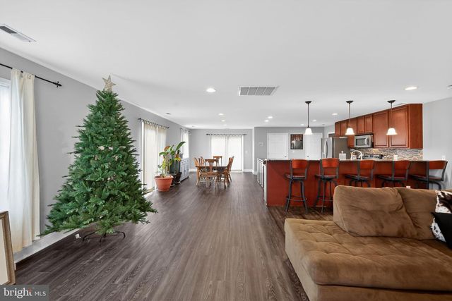 305 OAKWOOD RD, Edgewater, MD 21037