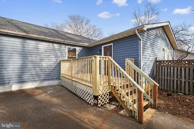 305 OAKWOOD RD, Edgewater, MD 21037