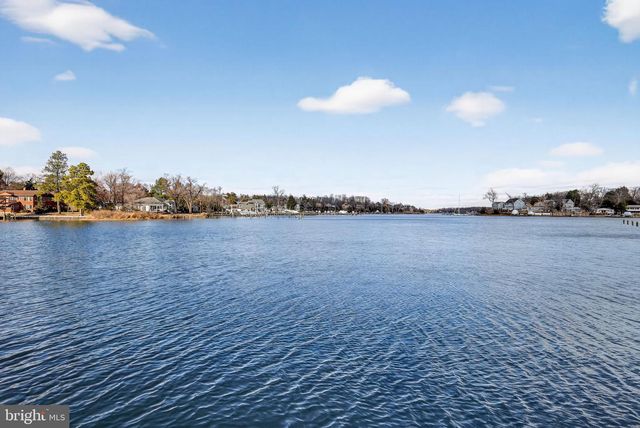 305 OAKWOOD RD, Edgewater, MD 21037