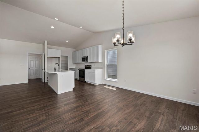 2358 Reiff Drive, Florissant, MO 63031