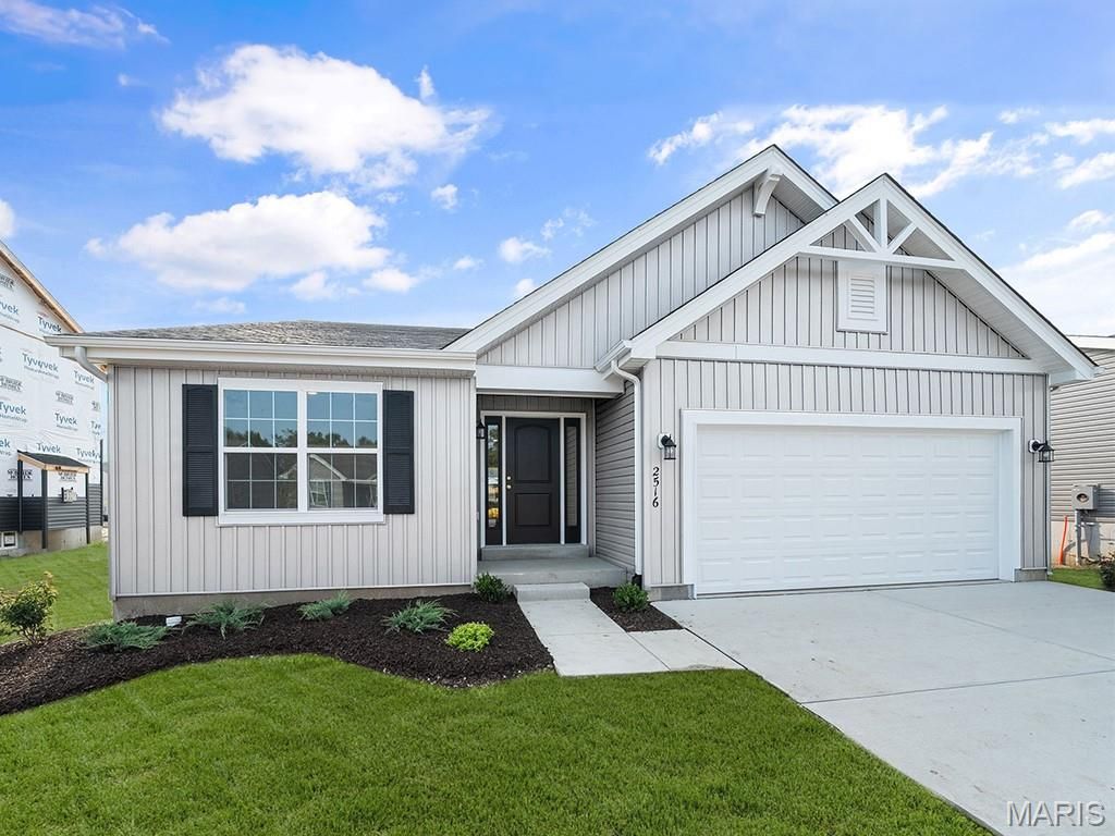 2358 Reiff Drive, Florissant, MO 63031