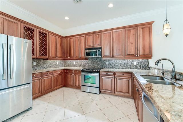 8917 Greenwich Hills WAY, Fort Myers, FL 33908