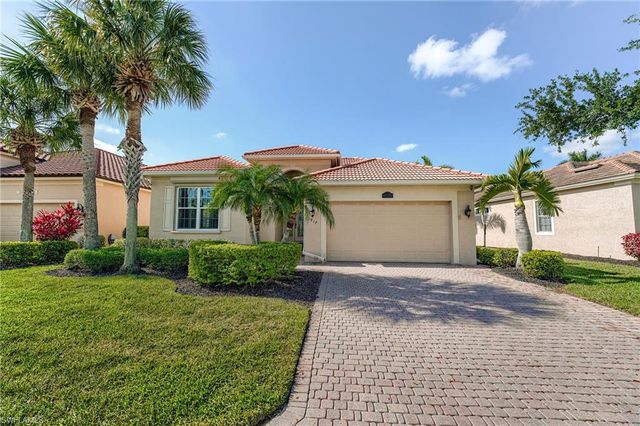 8917 Greenwich Hills WAY, Fort Myers, FL 33908