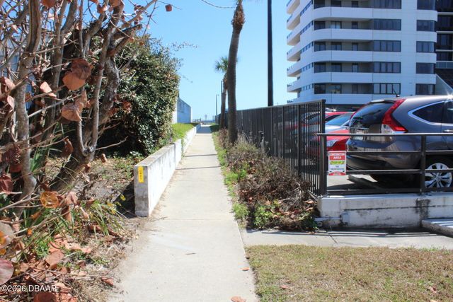 1441 N Atlantic Ave Unit 213, Daytona Beach, FL 32118