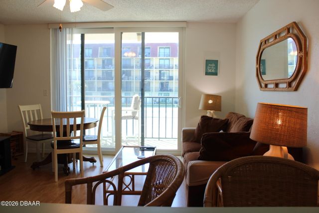 1441 N Atlantic Ave Unit 213, Daytona Beach, FL 32118
