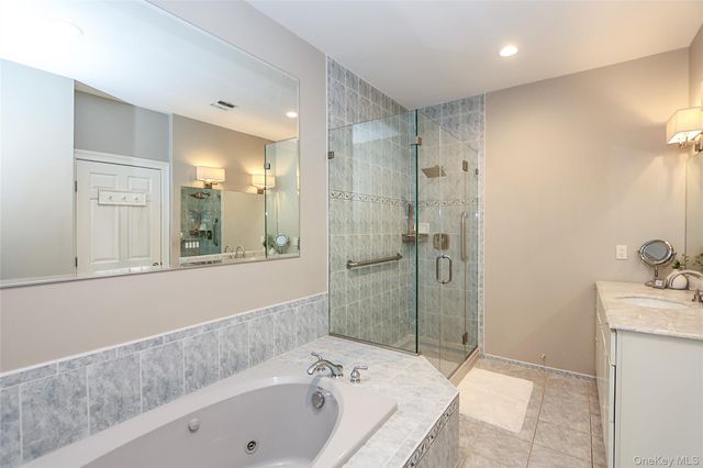 701 Balfour Place, Melville, NY 11747