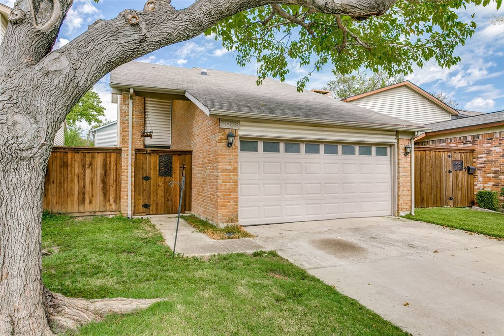 2009 Via Miramonte, Carrollton, TX 75006