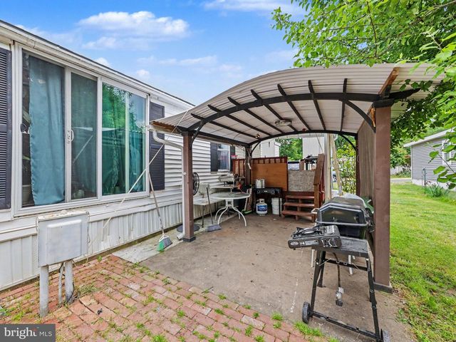 28 COURAGE LN, Stafford, VA 22554