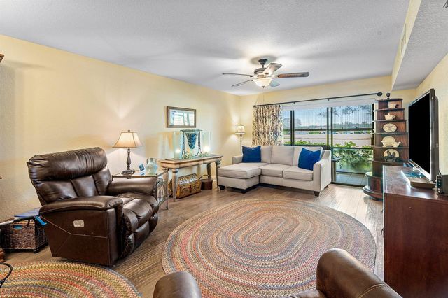 1111 Keystone Drive B, Jupiter, FL 33458