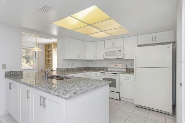 2024 HEATHFIELD CIRCLE 155, Sun City Center, FL 33573