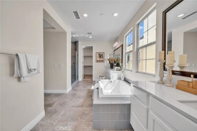 60 Sherwood, Irvine, CA 92620