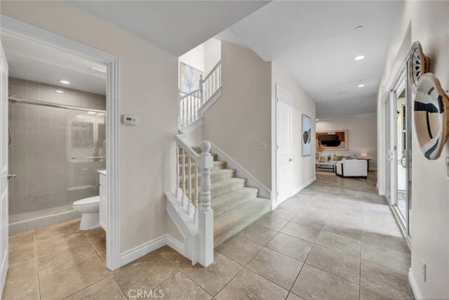 60 Sherwood, Irvine, CA 92620