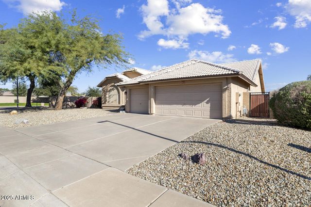 2619 N 133RD Avenue, Goodyear, AZ 85395