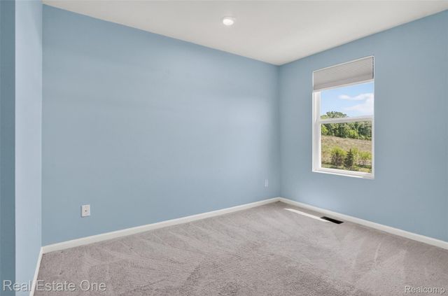 4799 Broomfield Way, Orion Charter Township, MI 48359
