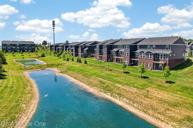 4799 Broomfield Way, Orion Charter Township, MI 48359