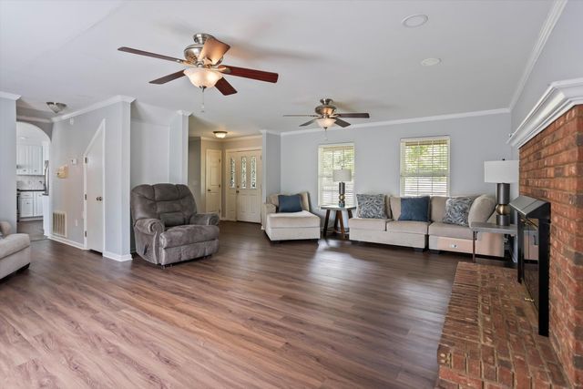 613 Skyline Drive, Batesburg-leesville, SC 29070