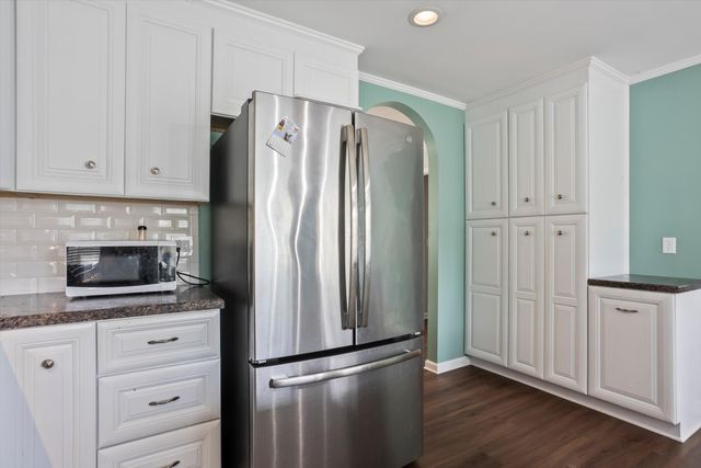 613 Skyline Drive, Batesburg-leesville, SC 29070